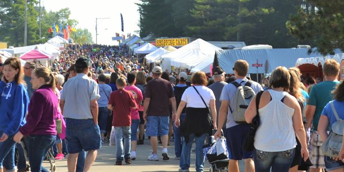 Warrens Cranberry Festival