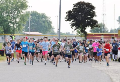 A group of runners