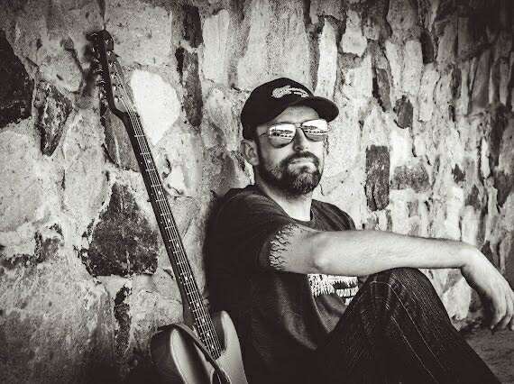 live music:  Brandon Baldwin