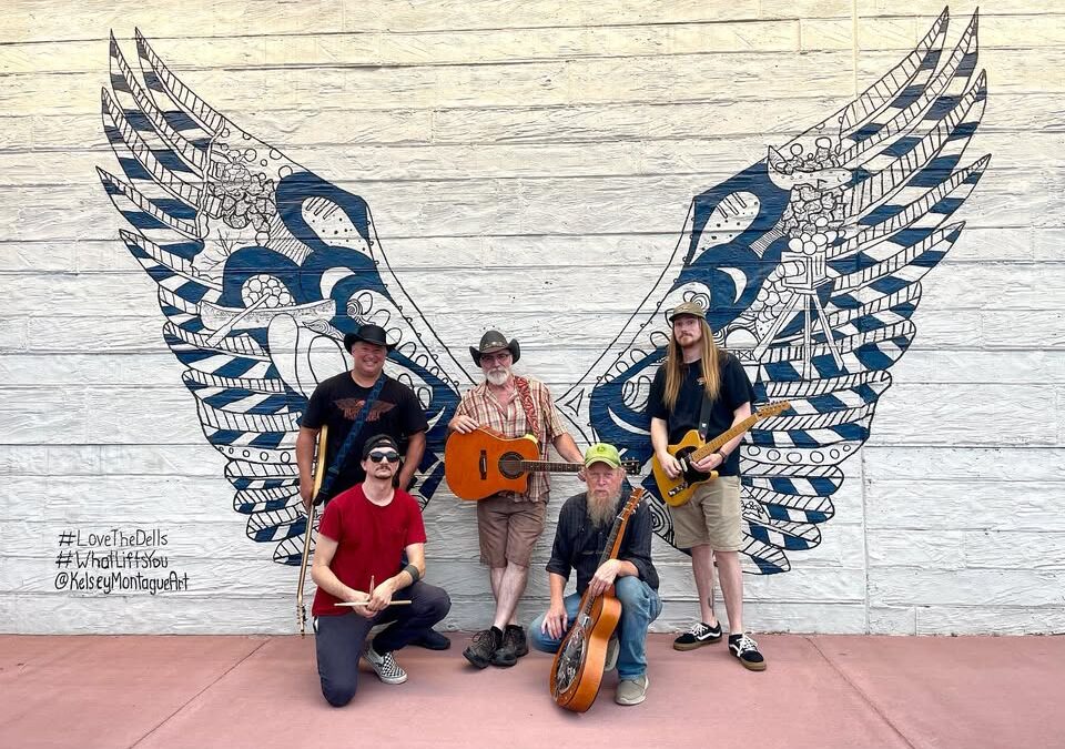 Tomah Tractor Pull Presents: Smokin’ Meerkats