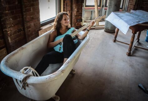 Musican Payton Eilers with her guitar