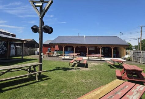 Outdoor space at the Harris Crossing bar